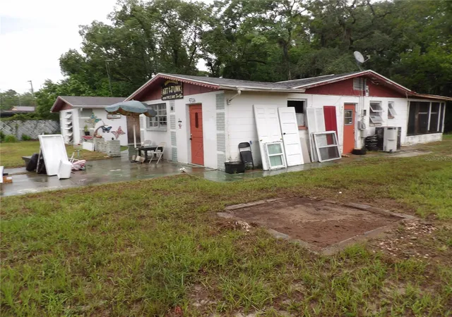 Photo 3 of Single family home for sale at 9706 Moon Lake Rd, New Port Richey, FL 34654 | MLS# TB8523251 | Listing updated on 2026-08-22
