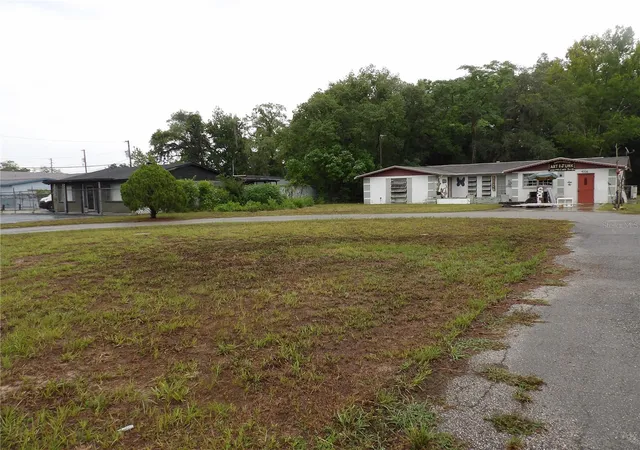Photo 3 of Single family home for sale at 9706 Moon Lake Rd, New Port Richey, FL 34654 | MLS# TB8523251 | Listing updated on 2026-08-22