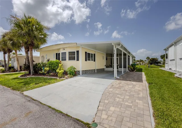 Manufactured home for sale at 2100 Kings Hwy #274, Port Charlotte, FL 33980 | MLS# C7527753