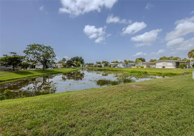 Photo 3 of Manufactured home for sale at 2100 Kings Hwy #274, Port Charlotte, FL 33980 | MLS# C7527753 | Listing updated on 2026-09-02