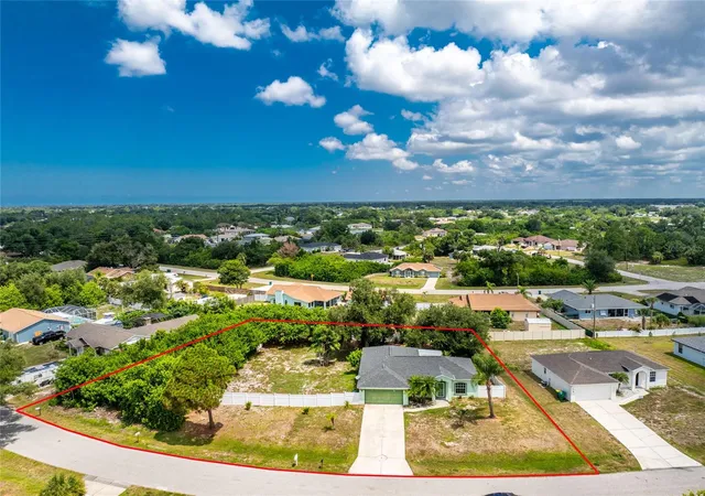 2nd image of 11082 Vanessa Ave, Englewood, FL 34224 | MLS# D6147909