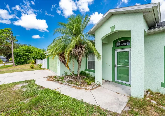 4th image of 11082 Vanessa Ave, Englewood, FL 34224 | MLS# D6147909