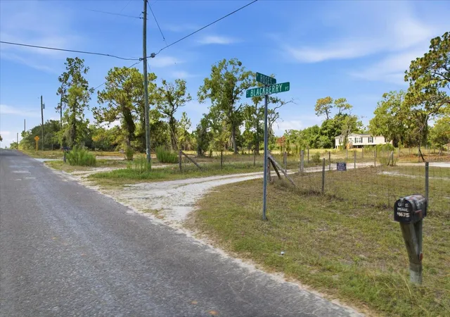 2nd image of 4675 W Roses Ct, Homosassa, FL 34446 | MLS# OM727393