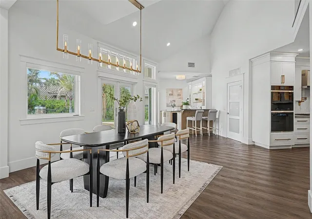 4th image of 3781 Executive Dr, Palm Harbor, FL 34685 | MLS# W7887063