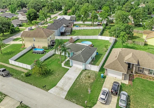3rd image of 3407 Florentine St, Deltona, FL 32738 | MLS# V4949862