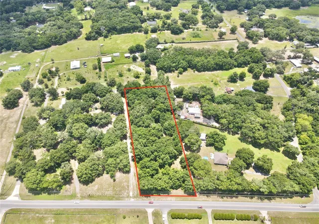 Homes for sale in Weirsdale, FL | Se Hwy 42, Weirsdale, FL 32195 | MLS# OM727397