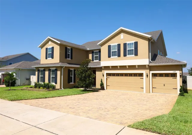 Photo 2 of Single family home for sale at 1329 Wildcat Ln, Minneola, FL 34715 | MLS# O6420018 | Listing updated on 2026-09-29