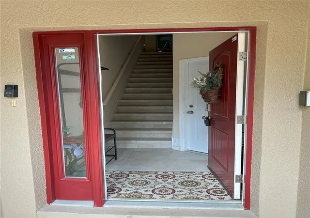 2nd image of 844 Callista Cay Loop, Tarpon Springs, FL 34689 | MLS# TB8523300