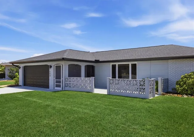 4th image of 1600 Cypress Point Ct, Venice, FL 34293 | MLS# N6144826