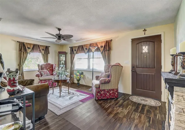 5th image of 298 Poinciana Ave, Port Orange, FL 32127 | MLS# O6420026