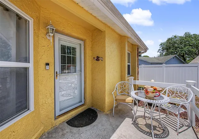 Photo 4 of Single family home for sale at 6325 SE Sarah Ln, New Port Richey, FL 34653 | MLS# W7887068 | Listing updated on 2026-10-04