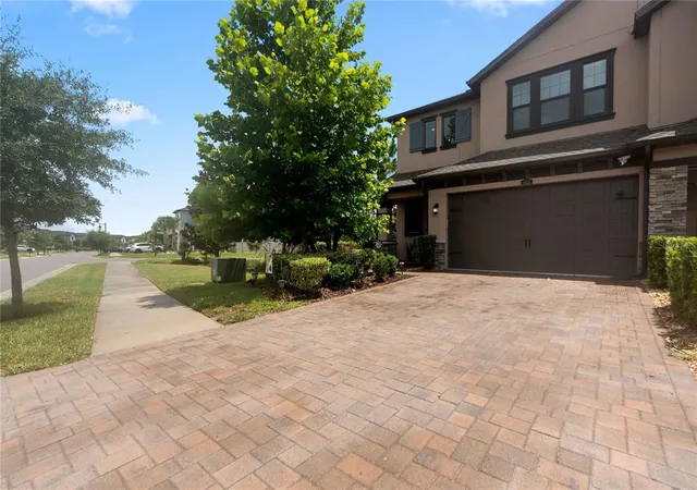 Photo 3 of Townhouse for sale at 4833 San Martino Dr, Wesley Chapel, FL 33543 | MLS# W7887069 | Listing updated on 2026-09-02