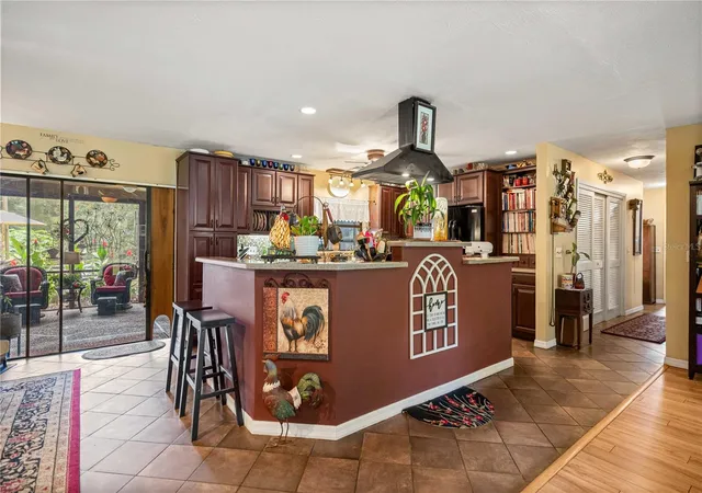 5th image of 4556 E View Top Ln, Inverness, FL 34452 | MLS# TB8523326
