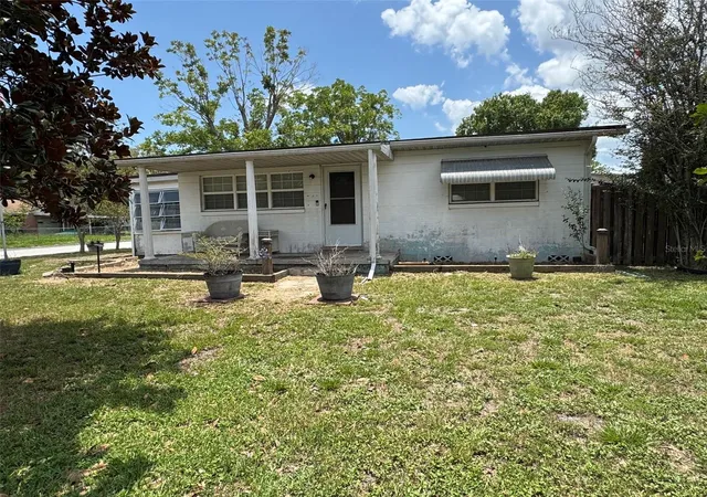 3rd image of 1404 Emmett St, Kissimmee, FL 34741 | MLS# S5152525