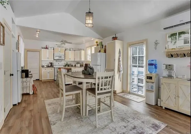 4th image of 1192 Errol Pkwy, Apopka, FL 32712 | MLS# O6420043
