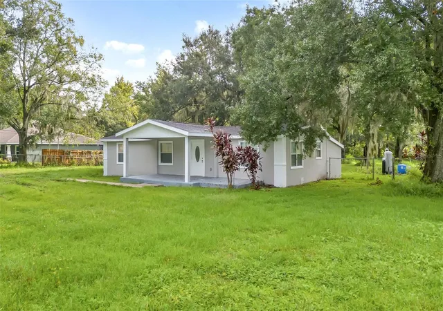 Photo 2 of Single family home for sale at 7325 Park Byrd Rd, Lakeland, FL 33810 | MLS# L4963072 | Listing updated on 2026-09-28