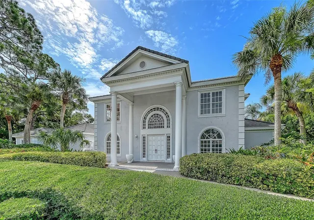 1st image of 916 Macewen Dr, Osprey, FL 34229 | MLS# A4698153