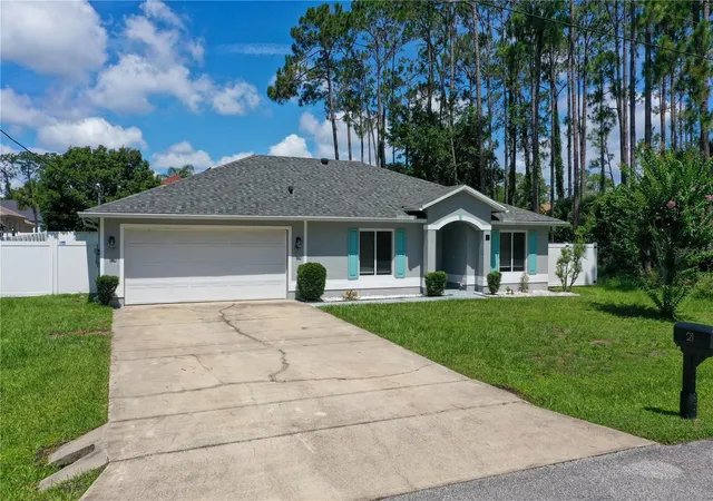 2nd image of 21 Lake Charles Ln, Palm Coast, FL 32137 | MLS# FC319521