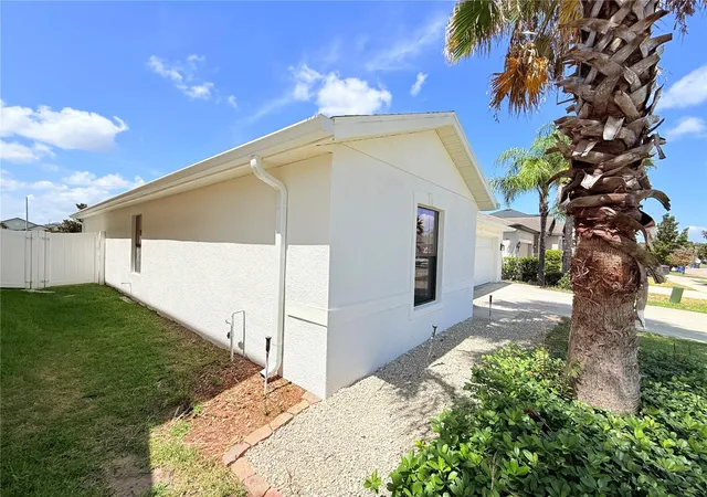 3rd image of 14323 Haddon Mist Dr, Wimauma, FL 33598 | MLS# A4698154