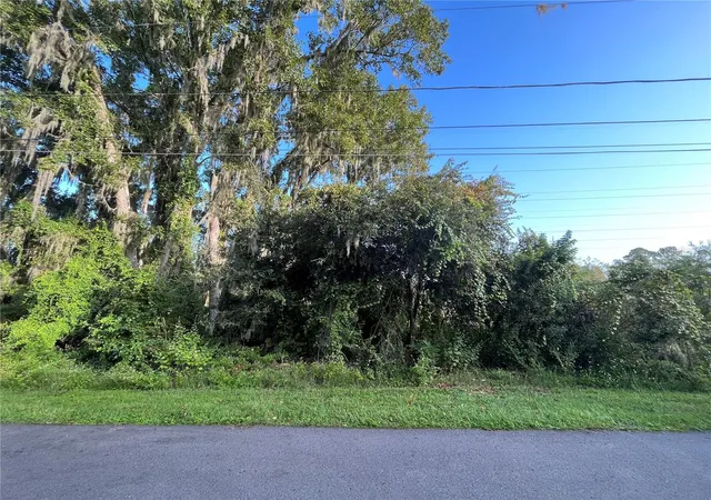 Photo 1 of Sale Pending at 264 Toms Rd, Debary, FL 32713 | MLS# K4903598 | Listing updated on 2026-08-20