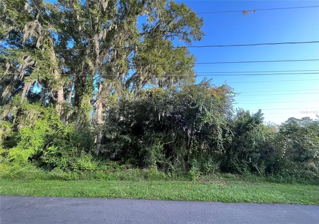 Photo 2 of Sale Pending at 264 Toms Rd, Debary, FL 32713 | MLS# K4903598 | Listing updated on 2026-08-20