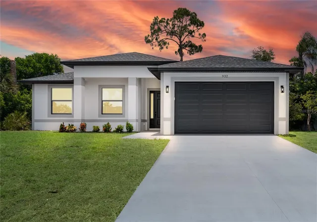 1st image of 923 Cumberland Rd, Venice, FL 34293 | MLS# A4698160