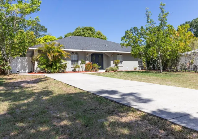 Homes for sale in Palmetto, FL | 4715 4th Ave E, Palmetto, FL 34221 | MLS# TB8523373