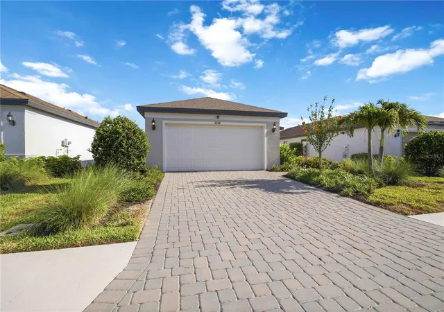 2nd image of 6548 Silverstar Dr, Sarasota, FL 34240 | MLS# A4698162