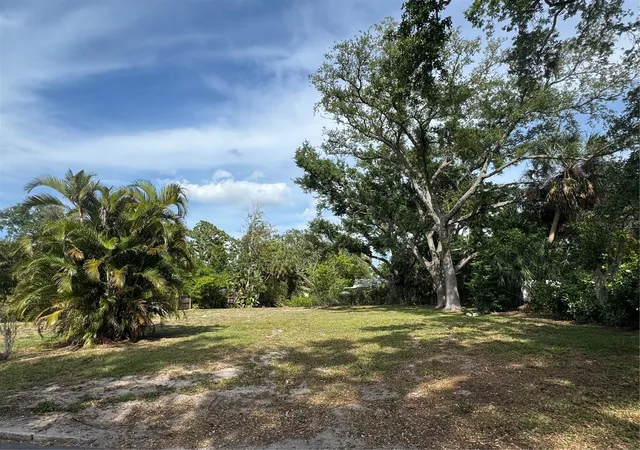Land for sale at 117 29th Street W, BRADENTON, FL 34205 | MLS# A4698168