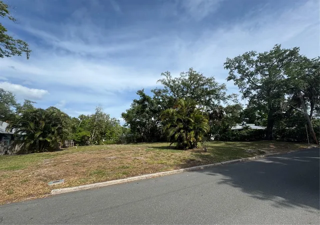 Photo 2 of Land for sale at 117 29th Street W, Bradenton, FL 34205 | MLS# A4698168 | Listing updated on 2026-09-02
