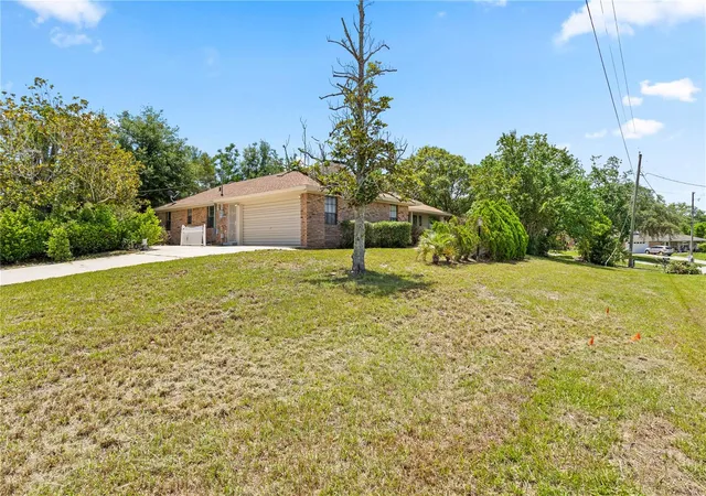 Homes for sale in Deltona, FL | 1949 Dupont Ct, Deltona, FL 32725 | MLS# O6420073