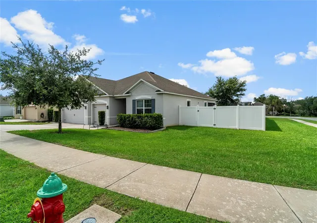 4th image of 15266 Aquarius Wy, Mascotte, FL 34753 | MLS# O6420080