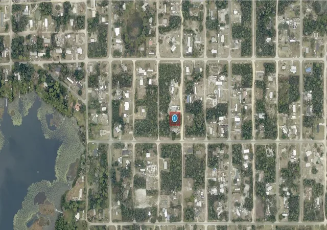 Homes for sale in Paisley, FL | 14 17 28 0200 004 04100 Oak St, Paisley, FL 32767 | MLS# A4698181
