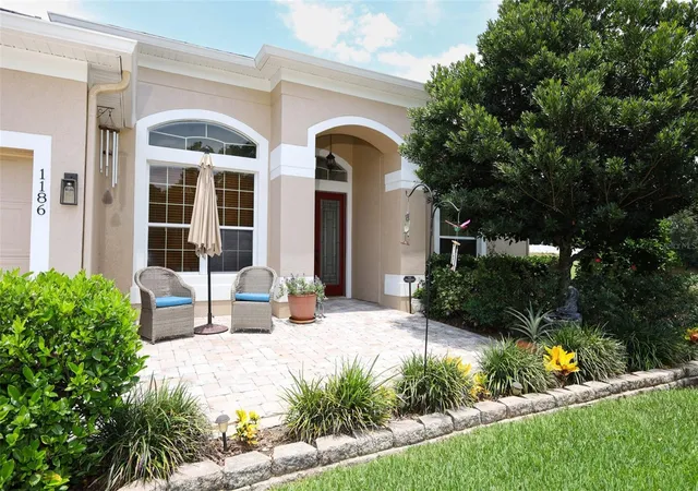 Homes for sale in Winter Springs, FL | 1186 Oak Creek Ct, Winter Springs, FL 32708 | MLS# O6420094