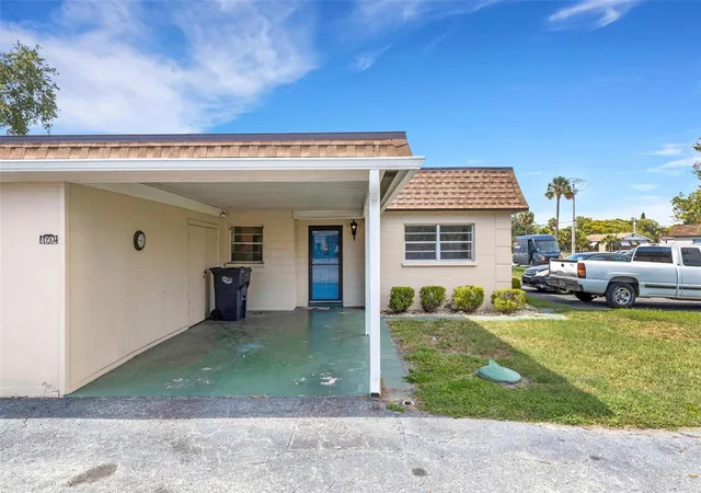 Photo 2 of Condo for sale at 4602 Park Acres Dr #96, Bradenton, FL 34207 | MLS# A4698183 | Listing updated on 2026-10-08