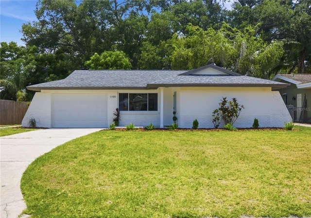 Homes for sale in Dunedin, FL | 1199 Keene Rd, Dunedin, FL 34698 | MLS# TB8523415