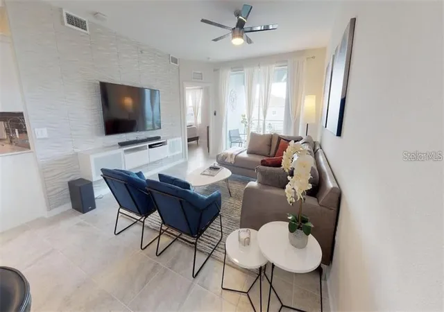 2nd image of 3111 Paradox Cir #208, Kissimmee, FL 34746 | MLS# S5152537