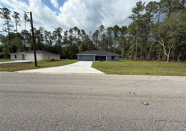 Homes for sale in Dunnellon, FL | 20387 Sw 54th St, Dunnellon, FL 34431 | MLS# OM727436