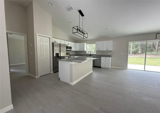 Homes for sale in Dunnellon, FL | 20387 Sw 54Th St, Dunnellon, FL 34431 | MLS# OM727436