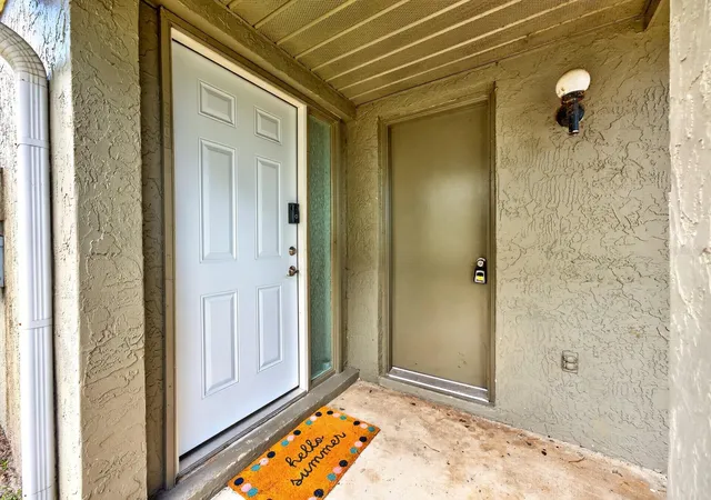 Photo 4 of Condo for sale at 4607 Ring Neck Rd #36C, Orlando, FL 32808 | MLS# O6420126 | Listing updated on 2026-07-25