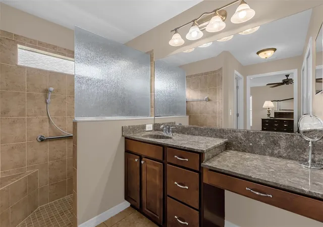 Photo 4 of Single family home for sale at 5901 Candle Glow Pl, Leesburg, FL 34748 | MLS# G5114312 | Listing updated on 2026-10-17