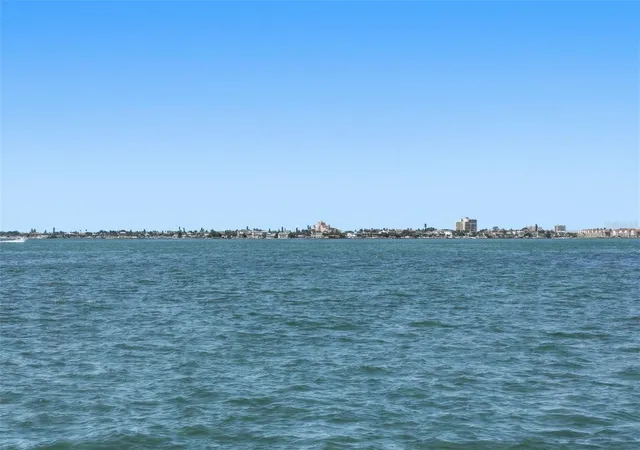 2nd image of 2869 Seabreeze Dr S, Gulfport, FL 33707 | MLS# TB8523477
