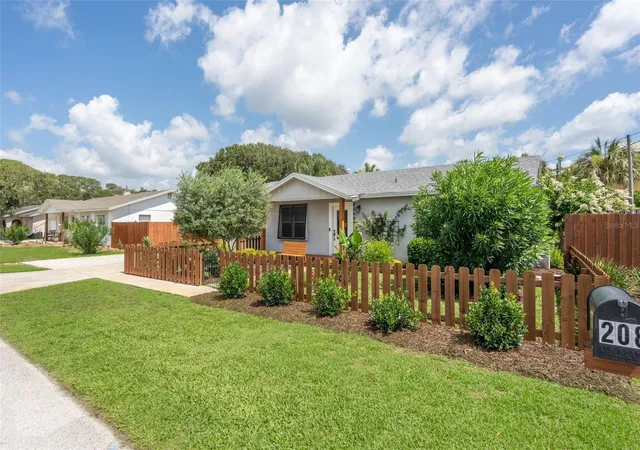 4th image of 208 Trade Wind Ln, St Augustine Beach, FL 32080 | MLS# FC319530