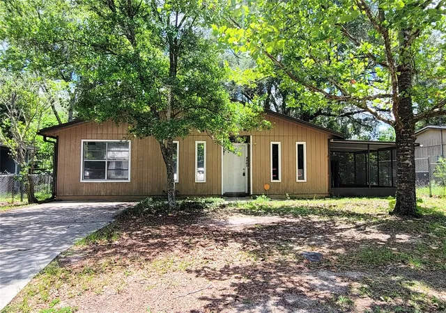 Photo 1 of Single family home for sale at 3301 Nw 19th Street, Gainesville, FL 32605 | MLS# GC541485 | Listing updated on 2026-08-16