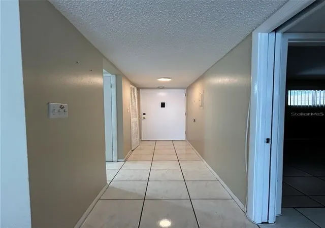 Photo 4 of Condo for sale at 2763 Woodgate Ln #211, Sarasota, FL 34231 | MLS# A4698193 | Listing updated on 2026-07-14