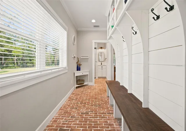 Photo 4 of Sale Pending at 10080 SE 1st Street Rd, Silver Springs, FL 34488 | MLS# OM727438 | Listing updated on 2026-09-21
