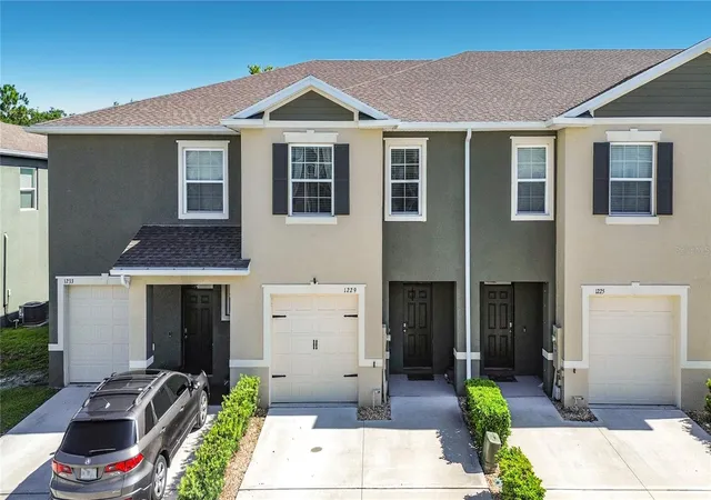 1st image of 1229 Yellow Finch Dr, Davenport, FL 33837 | MLS# G5114317