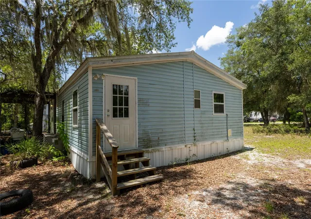 Photo 5 of Manufactured home for sale at 108 Kitty Ave, Interlachen, FL 32148 | MLS# GC541486 | Listing updated on 2026-08-25