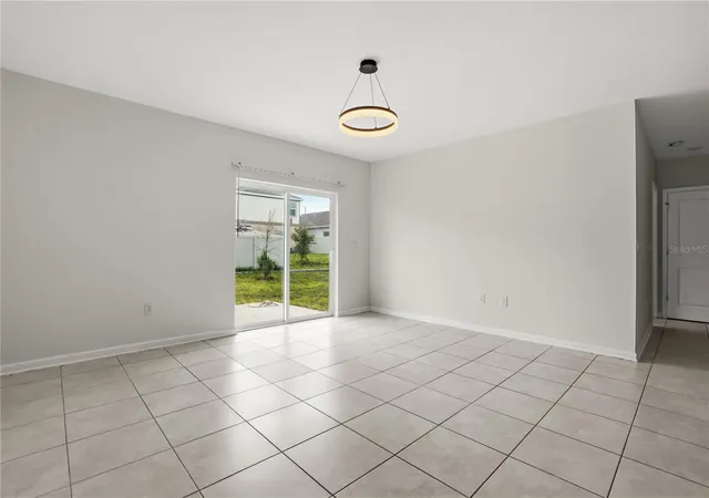 4th image of 1721 White Water Ct, Davenport, FL 33837 | MLS# O6420169