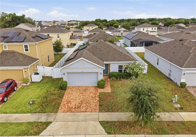 1st image of 541 Wildcat Ln, Davenport, FL 33837 | MLS# S5152546